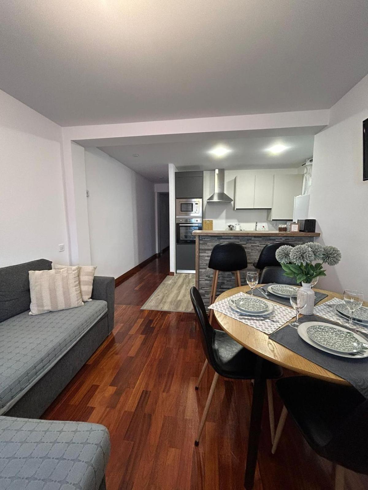Apartamento Centrico Santander Bagian luar foto